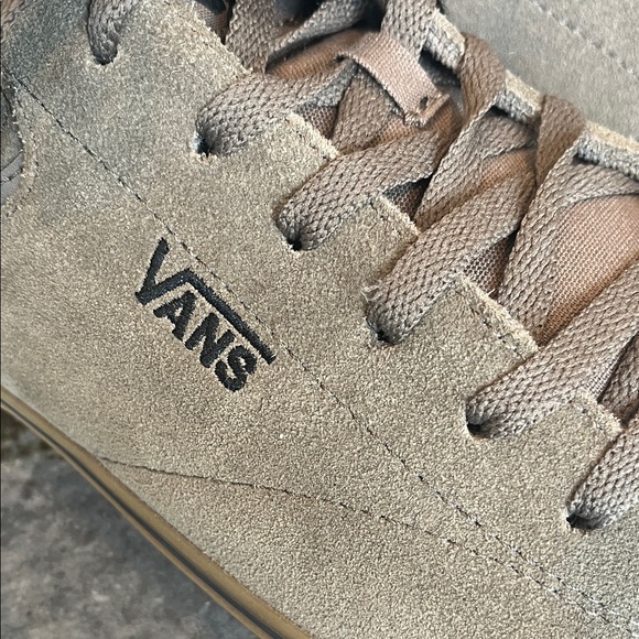 Vans Men's Green Suede Sneakers - Picture 2 of 9